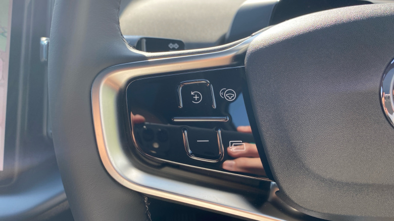 Volvo EX30 200kW SM Extended Range Ultra 69kWh 5dr Auto Electric Estate